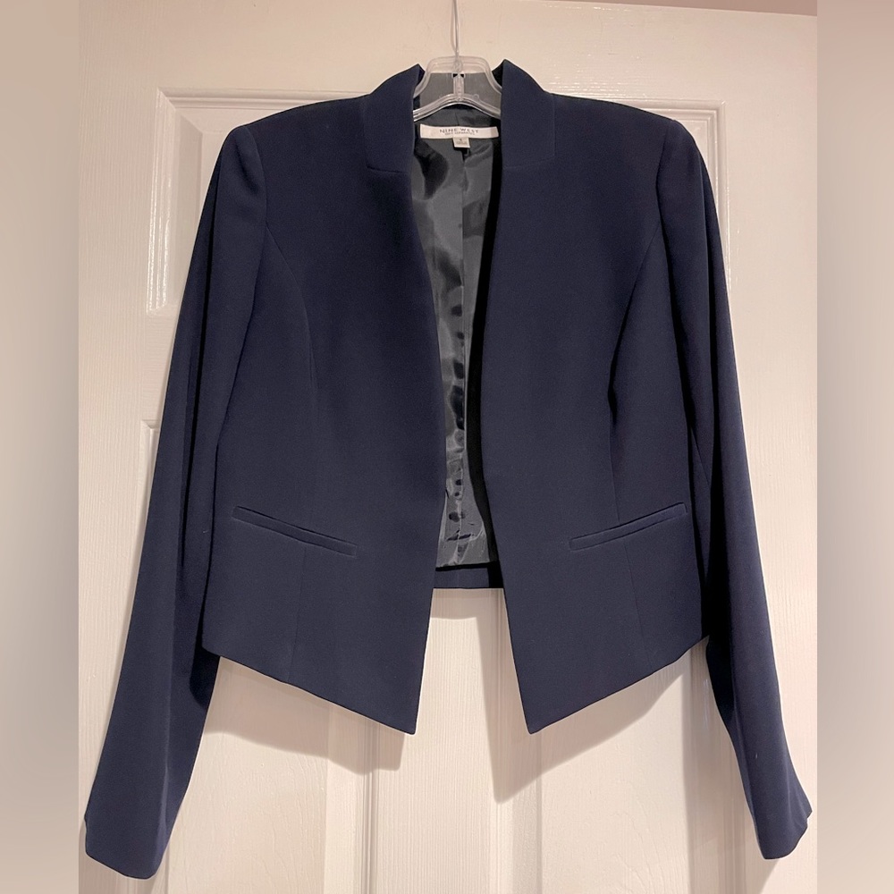 Beautiful Navy Nine West Suit Jacket sz 6
